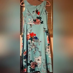 Floral sleeveless midi dress size Small by X-L-G
